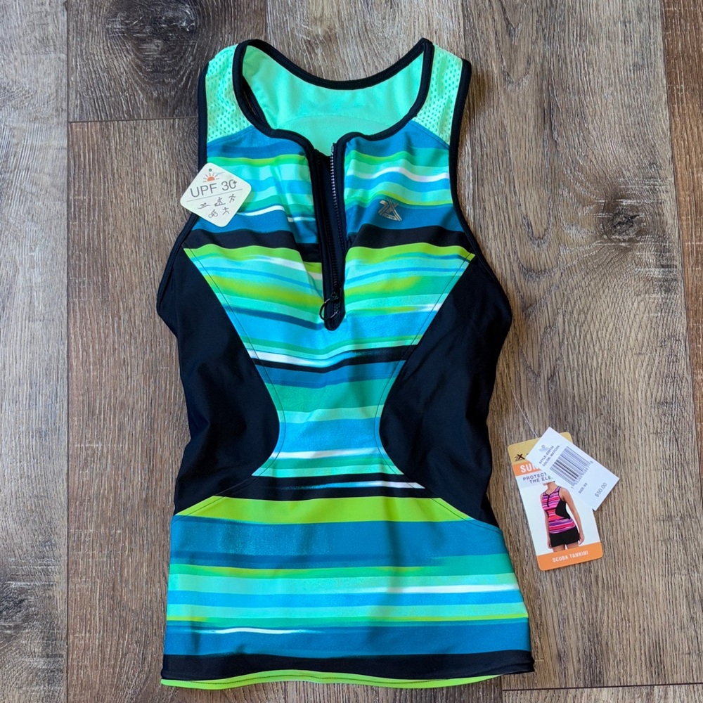 Zeroxposur Women’s Scuba Tankini Swim Top XS.  NWT